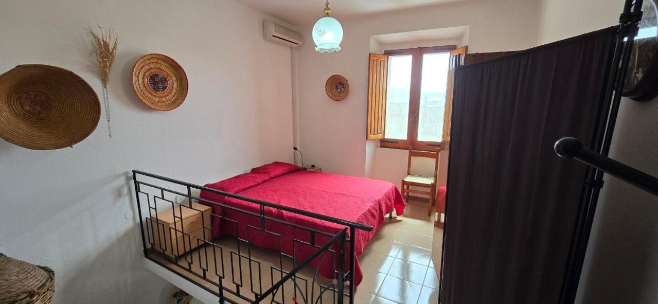 Appartamento In Casa Con Cortili Ad Arbus - Sardegna Bagian luar foto